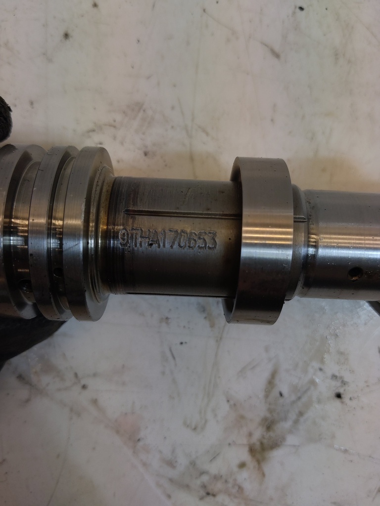 [MTD-535034] Árbol de levas Hyundai i30 1.6 GDi