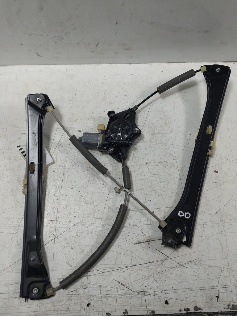 [MTD-534818] Motor de la ventanilla eléctrica Skoda Superb III