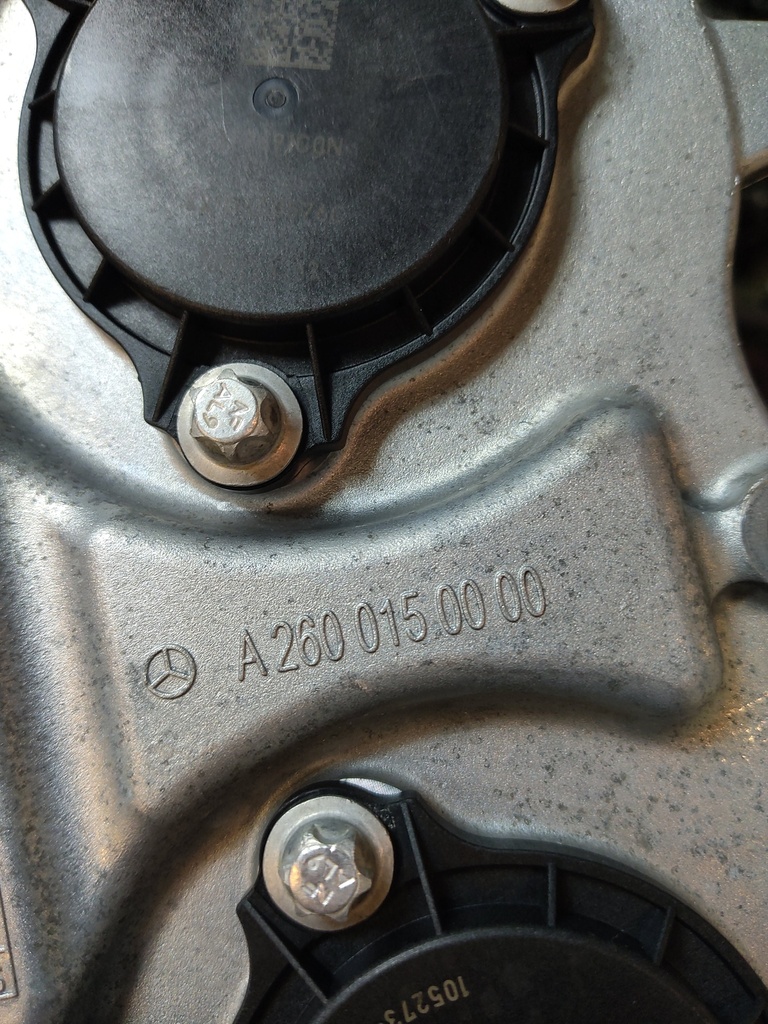 [MTD-534779] Tapa de balancines Mercedes-Benz Clase A (W177)