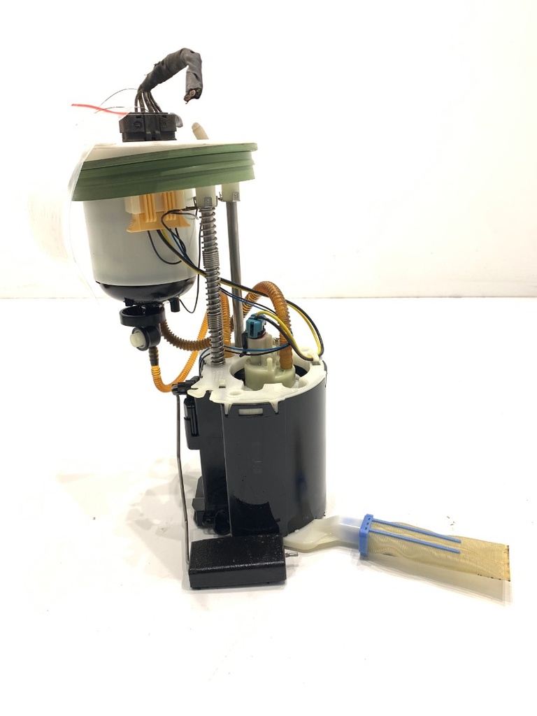 [STARK-921461] Bomba de combustible Volvo V70 III