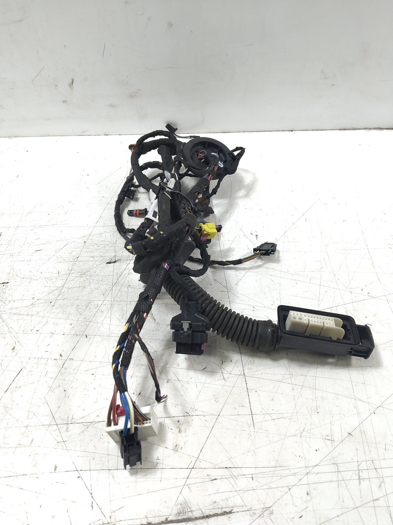 [MTD-534944] Mazo de cables Audi A4 (2018-)