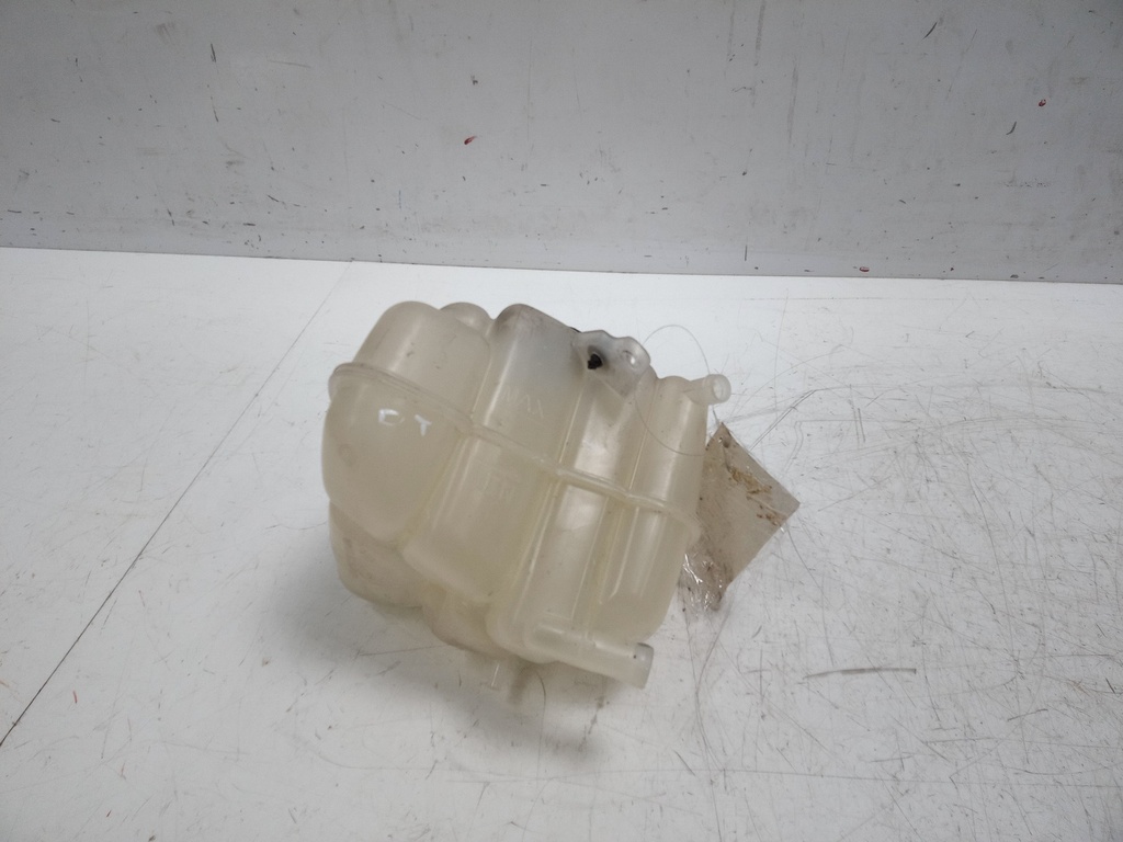 [MTD-499735] Depósito de combustible Volvo V60 MK2 Cross Country