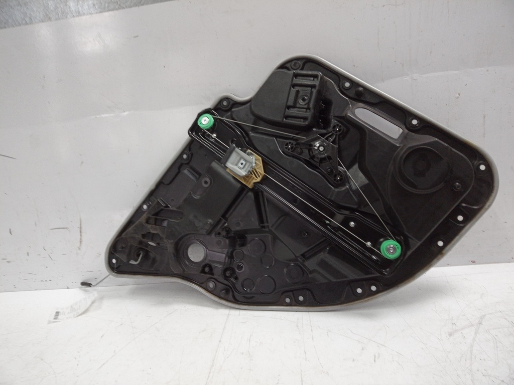 [MTD-500023] Motor de elevalunas trasero derecho Mercedes C300 AMG W205