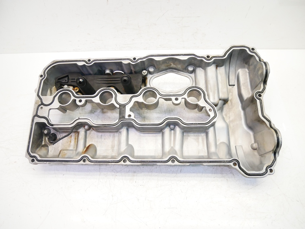 [MTD-404654] Tapa de balancines BMW Serie 5 F10/F11 Serie 7 F01/F02/F03 4.4