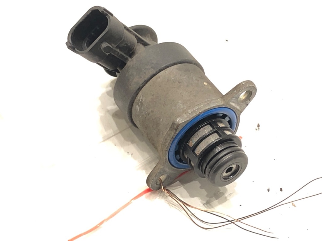 [STARK-667153] Regulador de presión de combustible Opel Insignia A