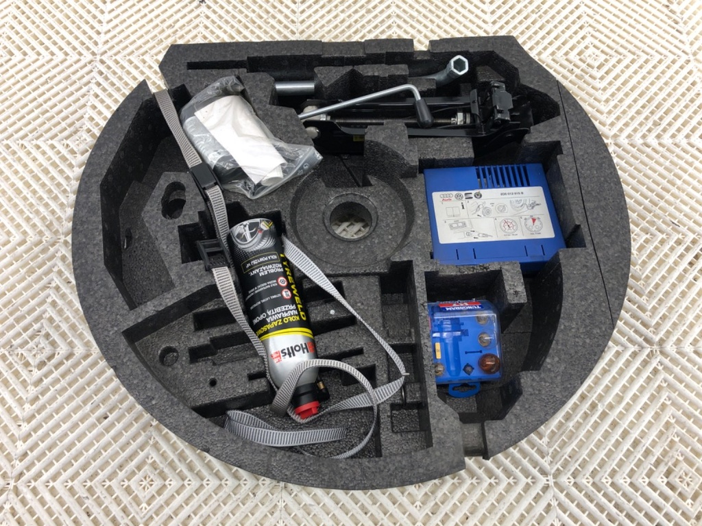[STARK-749258] Kit de herramientas Seat Altea XL