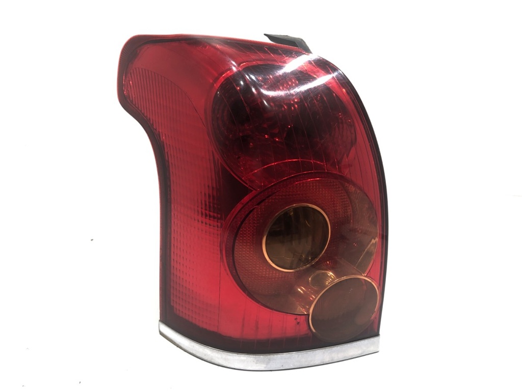 [STARK-768432] Piloto trasero izquierdo Toyota Avensis (T25)