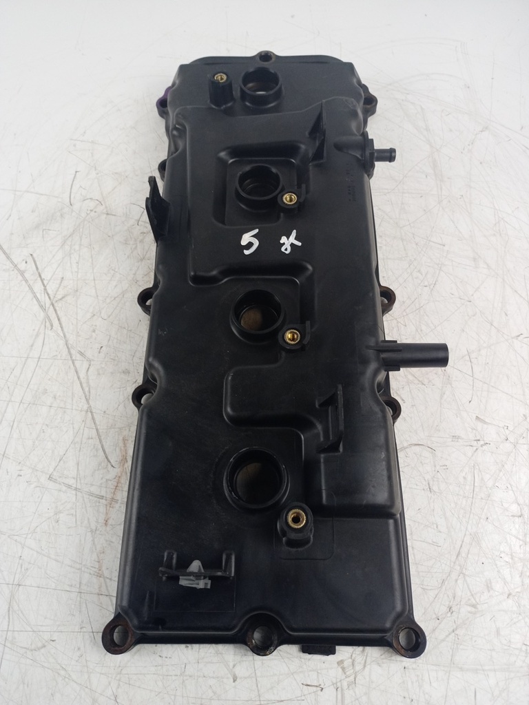 [MTD-433549] Tapa de balancines Nissan Titan 5.6 V8