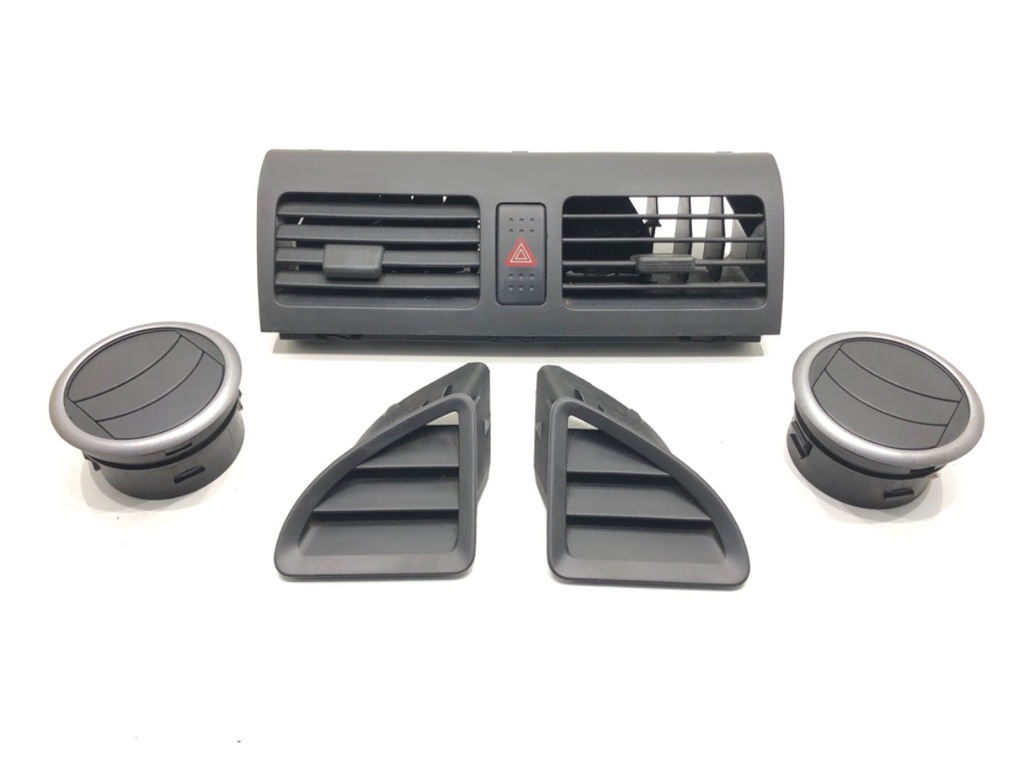 [STARK-636689] Rejilla de ventilación Suzuki Swift III (MZ, EZ)