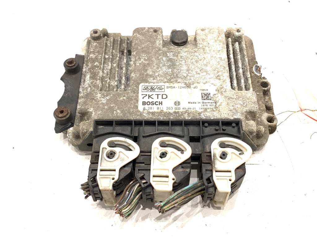 [STARK-734636] Centralita de motor Mazda 3 (BK)