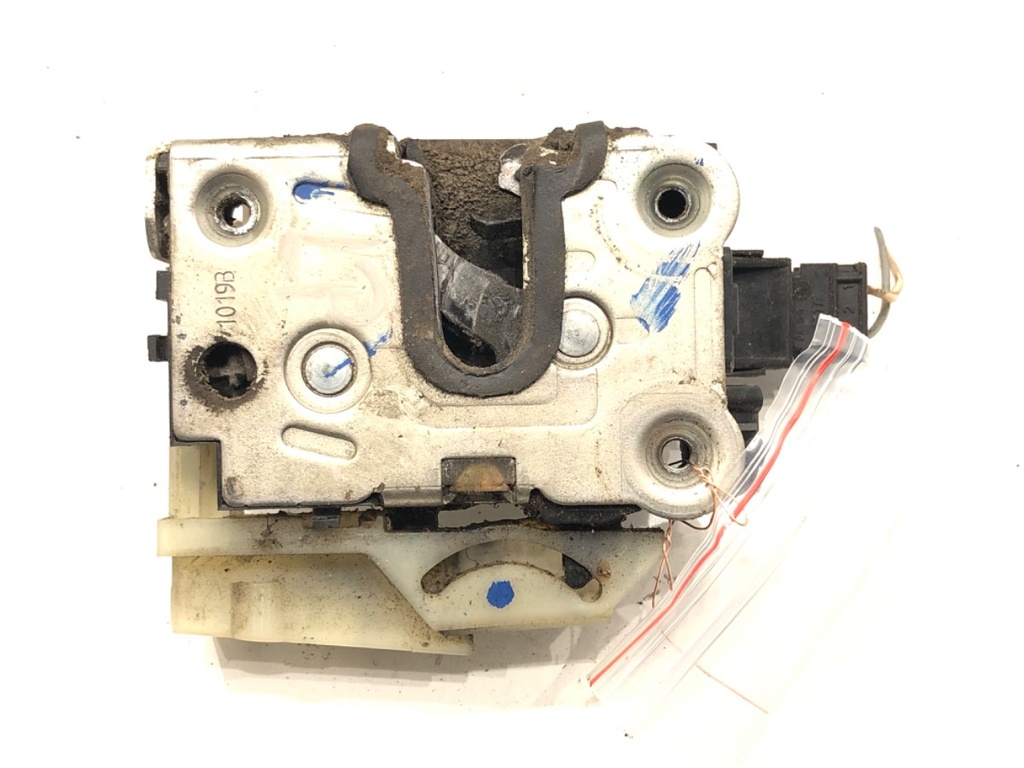 [STARK-680656] Cerradura de puerta delantera izquierda Dacia Dokker