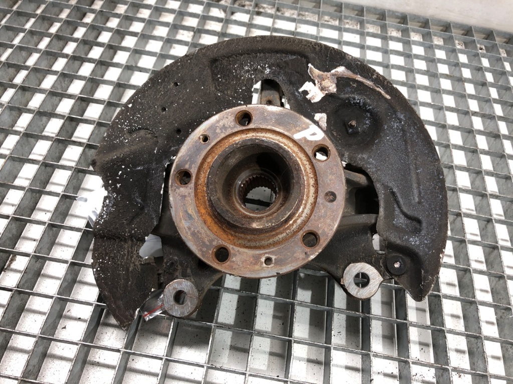 [STARK-713017] Cubo de rueda delantero derecho Toyota Proace City