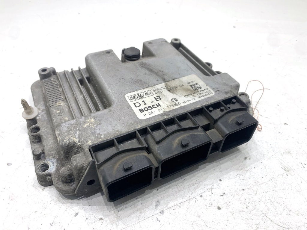 [STARK-851353] Centralita de motor Volvo V50 (545) 1.6 D