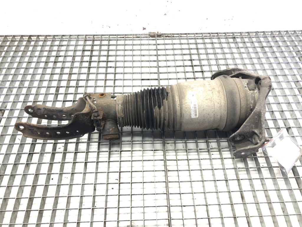 [STARK-593261] Amortiguador delantero izquierdo PORSCHE CAYENNE