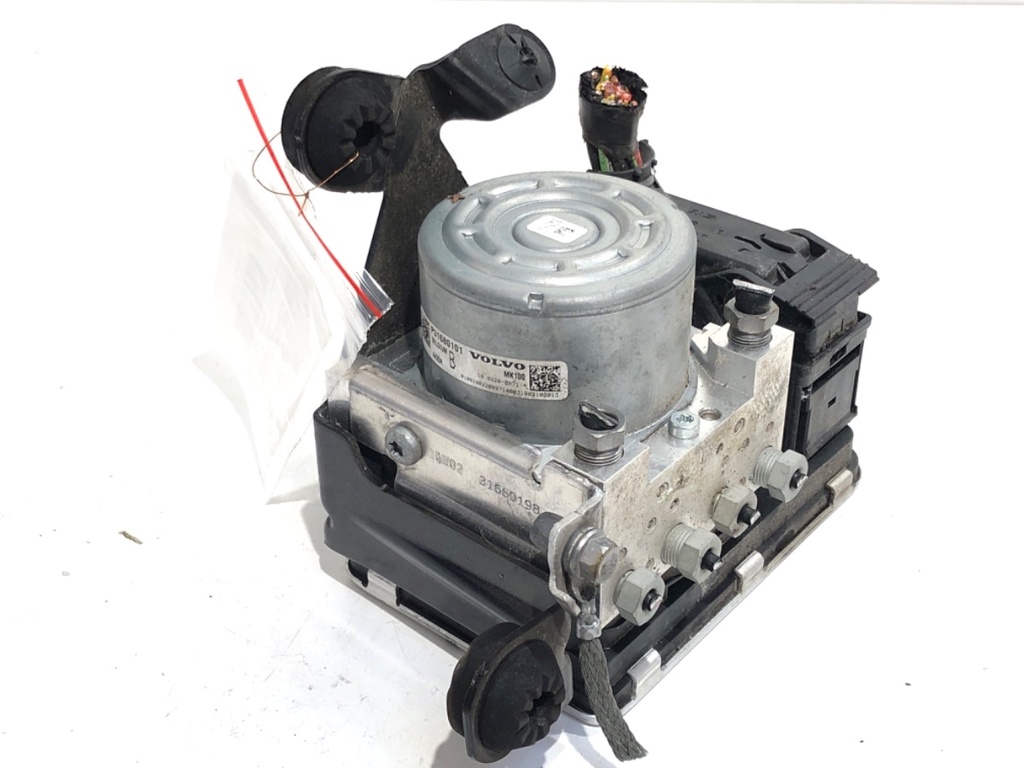 [STARK-782521] Bomba de ABS Volvo V90 II