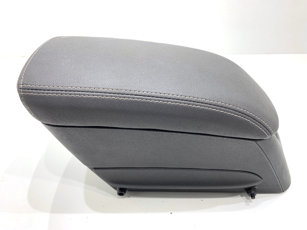 [STARK-783569] Reposabrazos Opel Meriva B (2010-2017)