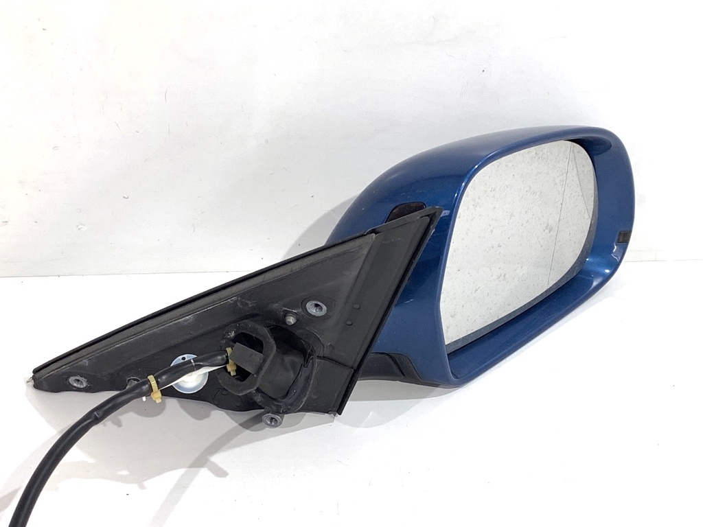 [STARK-799266] Retrovisor derecho Audi A4 B8