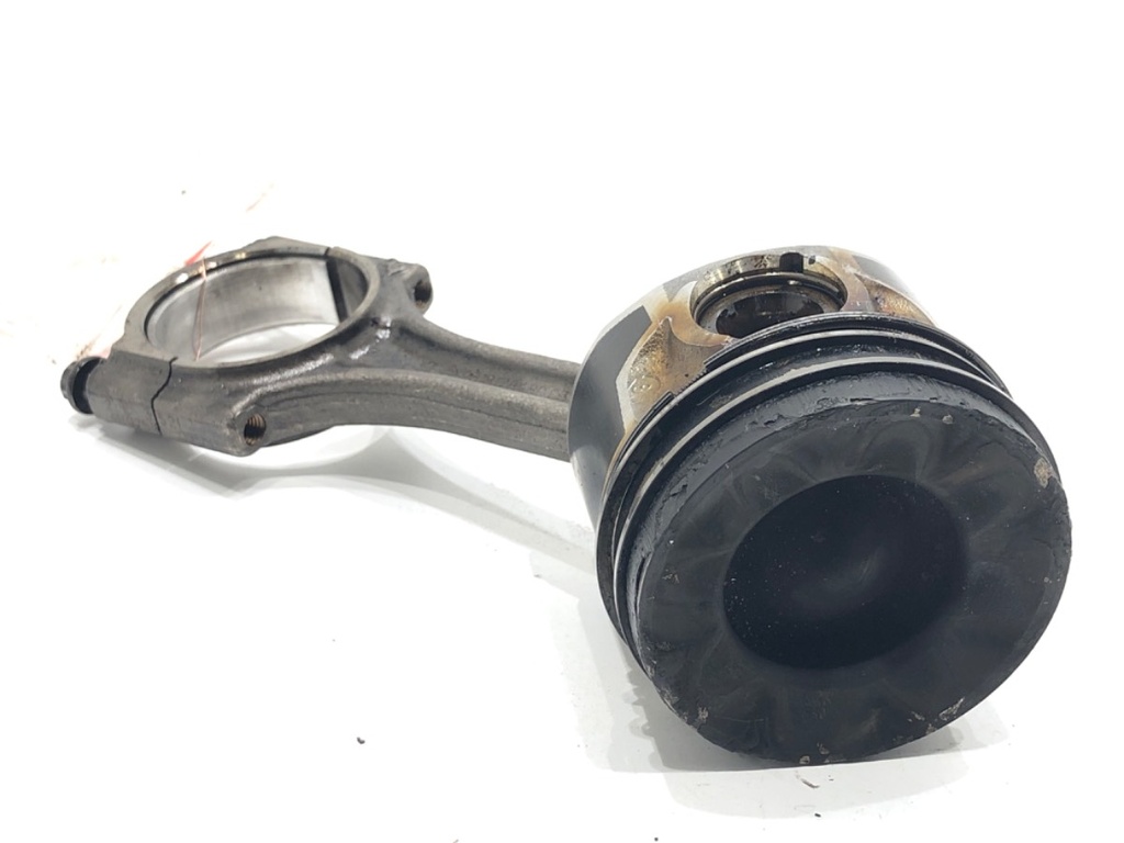 [STARK-810982] Pistón con biela Toyota Proace City 1.5 D-4D
