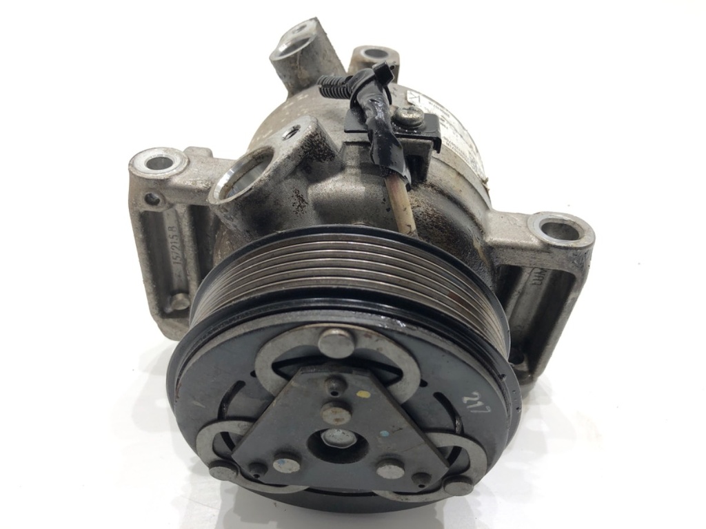 [STARK-828437] Compresor de aire acondicionado DACIA DUSTER (HM_)
