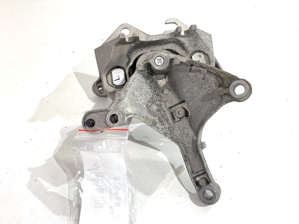 [STARK-853618] Soporte de motor izquierdo DACIA Sandero III