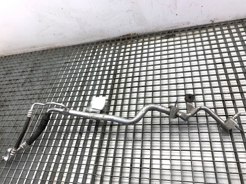 [STARK-877769] Mango de aire acondicionado para Mercedes-Benz GLE (V167) 2018-2021