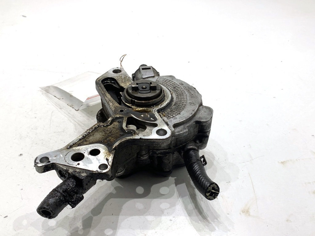 [STARK-888028] Bomba de vacío para AUDI A3 (8P1) 2.0 TDI 100 kW [136 KM] diésel 2003-2012