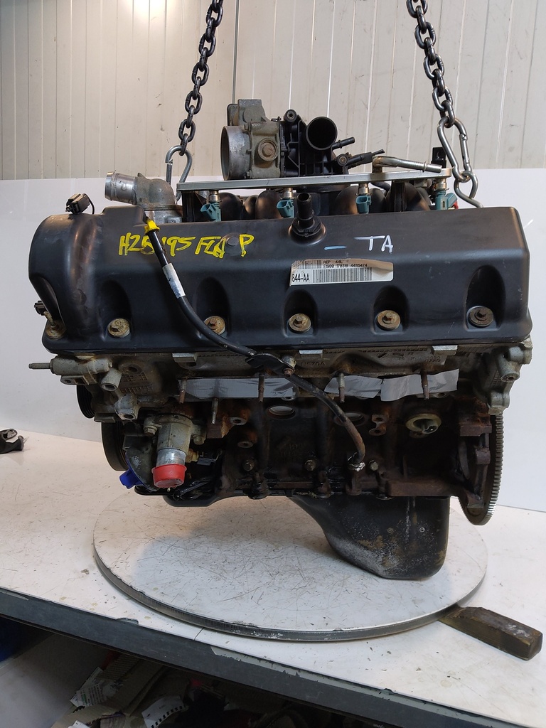 [MTD-516333] Motor Ford E150 E250 4.6 V8