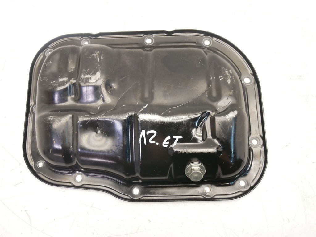 [MTD-390084] Parte inferior del cárter de aceite para Toyota Prius W4 1.8 Hybrid 2ZR-FXE