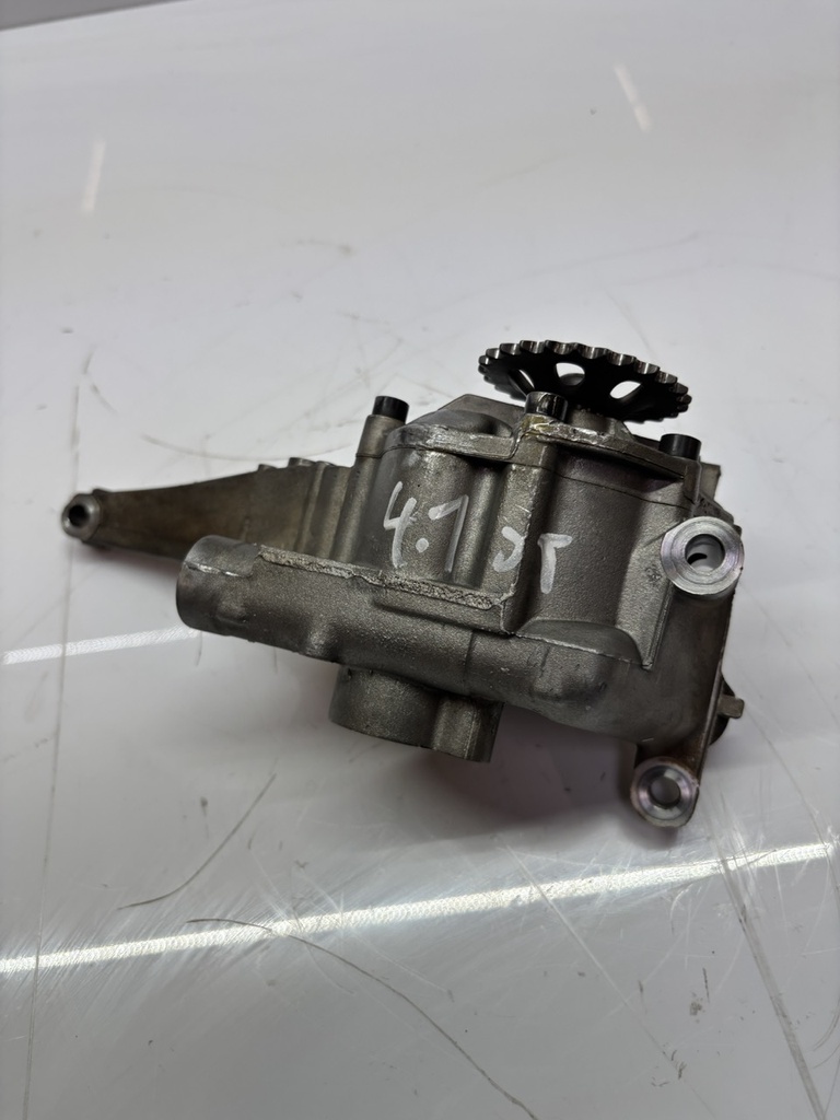 [MTD-495089] Bomba de aceite Mercedes Clase C 3.5 V6 gasolina M272.961 A2721800701