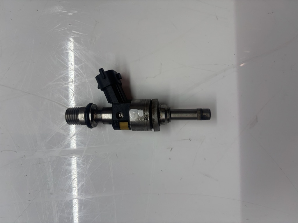 [MTD-495229] Boquilla inyectora Porsche Cayenne 4.8 V8 gasolina M48.51 2007