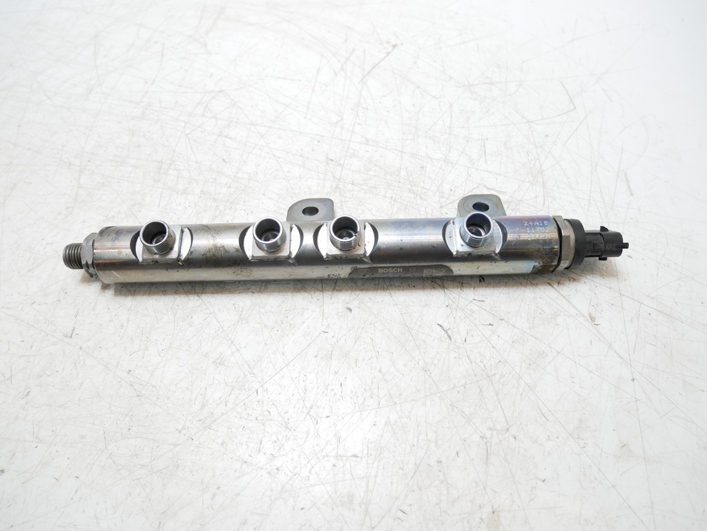 [MTD-461718] Tubo de raíl Land Rover Discovery 3.0 306DTA TDV6 CK5Q-9D280-BB 0445216048