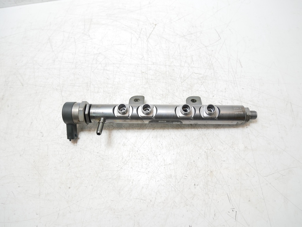 [MTD-461719] Tubo de raíl Land Rover Discovery 3.0 TDV6 306DTA CK5Q-9D280-AB 0445216046