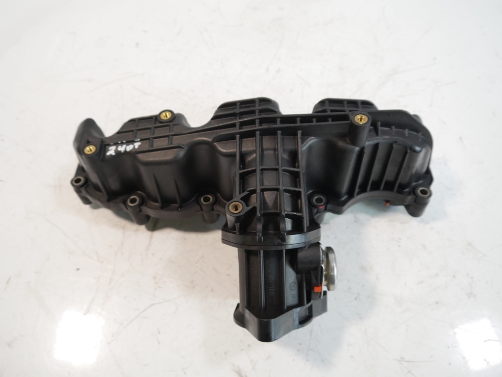 [MTD-463106] Colector de admisión VW Passat Audi A3 Skoda Octavia 1.6 TDI CAYC CAY 03L129711AL