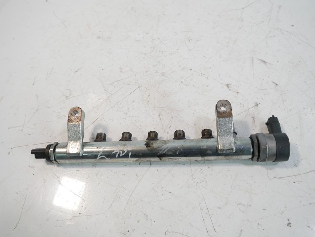 [MTD-463316] Tubo de raíl Land Rover Range Rover 2.2 D 224DT 2014