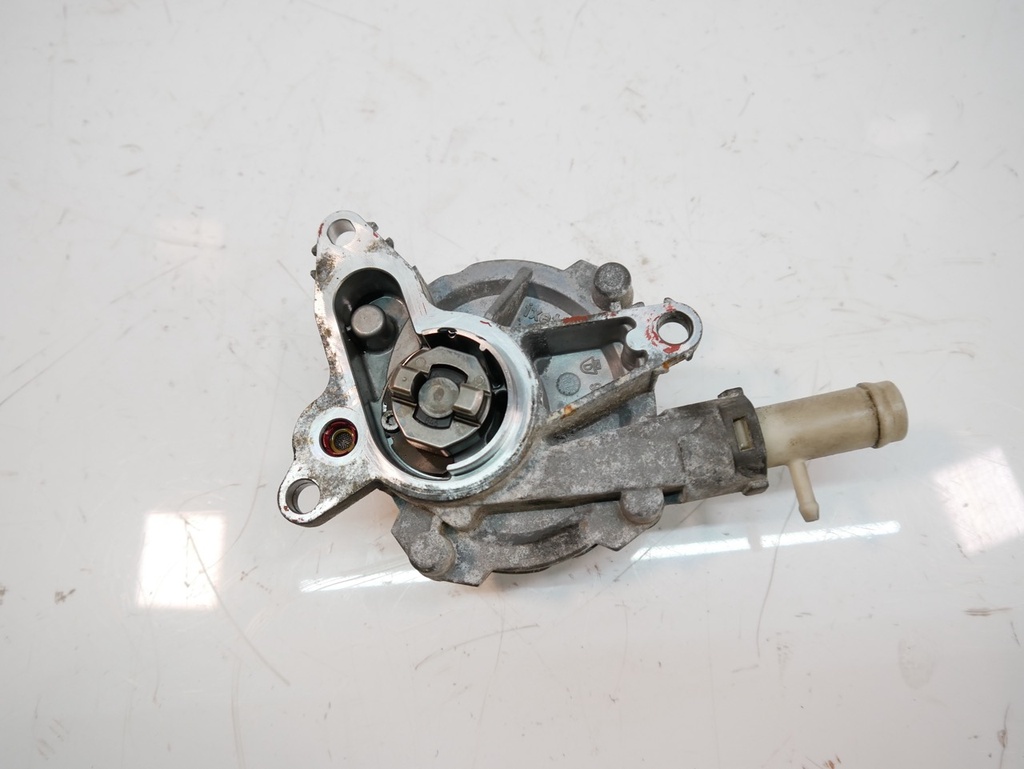 [MTD-463599] Bomba de vacío Renault Nissan Master NV400 2.3 M9T870