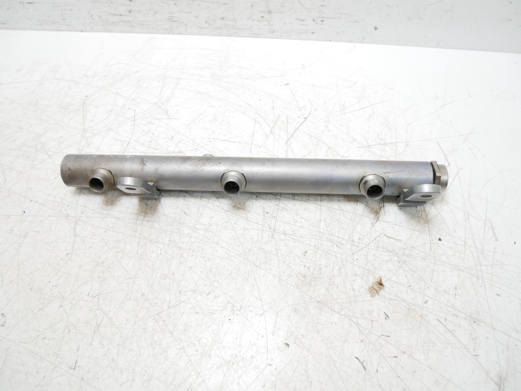 [MTD-464054] Tubo de ferrocarril para Chrysler 300C 3.0 CRD EXL OM642.982