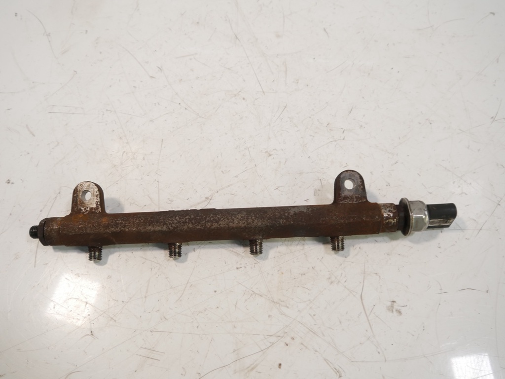 [MTD-465163] Tubo de raíl Land Rover Range Rover T322 3.6 D 4x4 368DT TDV8