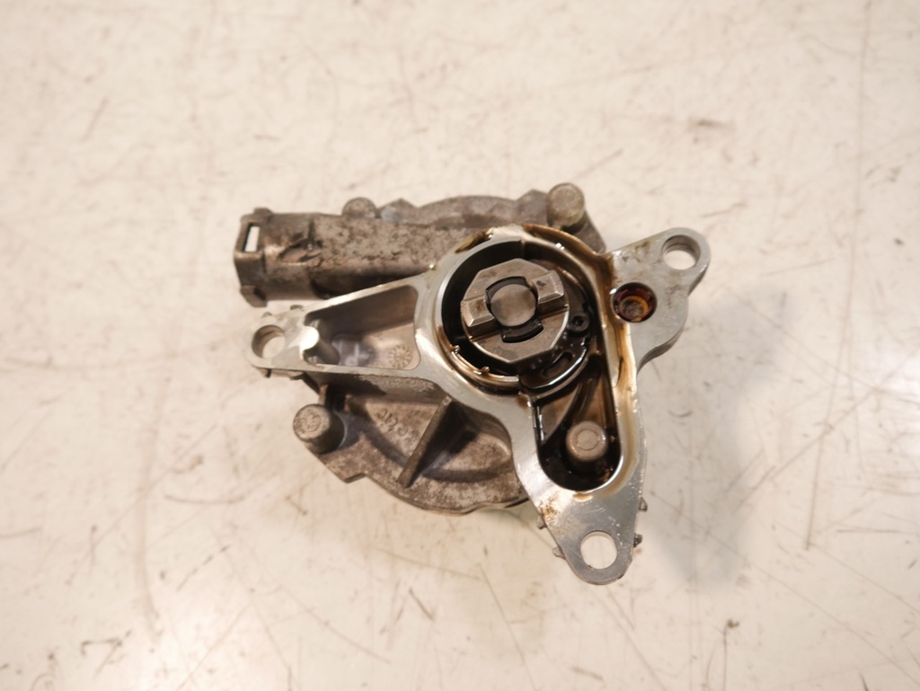 [MTD-467356] Bomba de vacío Nissan Navara 2.3 DCI YS23E280 YS23DDT YS23 M9T 146508418R