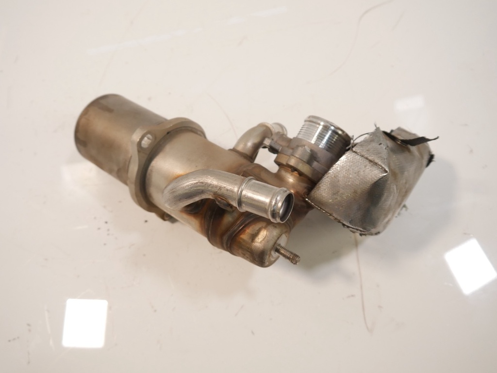 [MTD-468690] Enfriador gases escape Audi A4 B8 A5 Q5 2.0 TDI CSUA/CSU 04L131512A