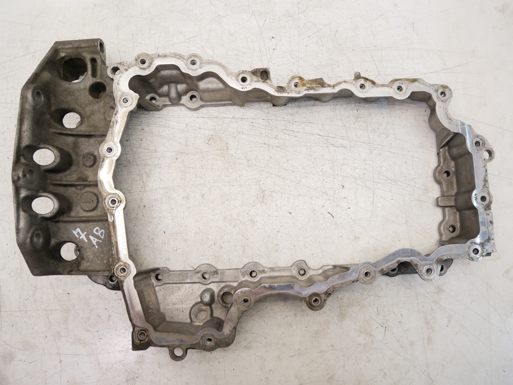 [MTD-470950] Cárter de aceite Ford Kuga II DM2 2.0 TDCi T7MA 9809296280