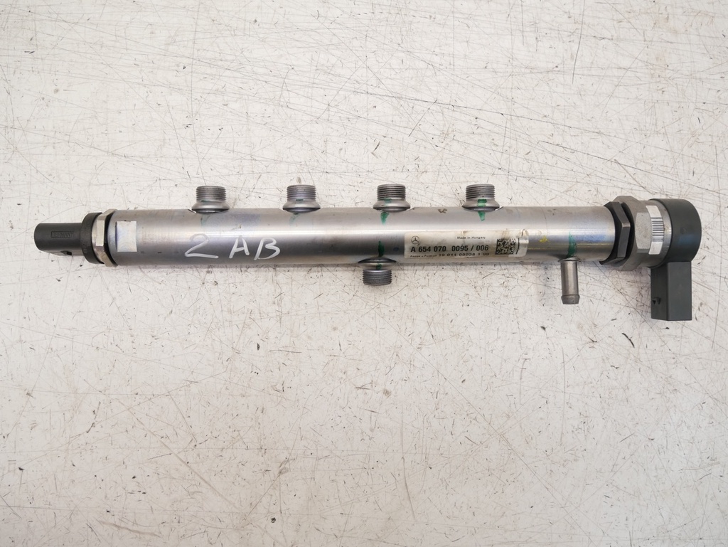 [MTD-473491] Tubo de raíl Mercedes Clase A W177 2.0 OM654.920 654.920 OM654