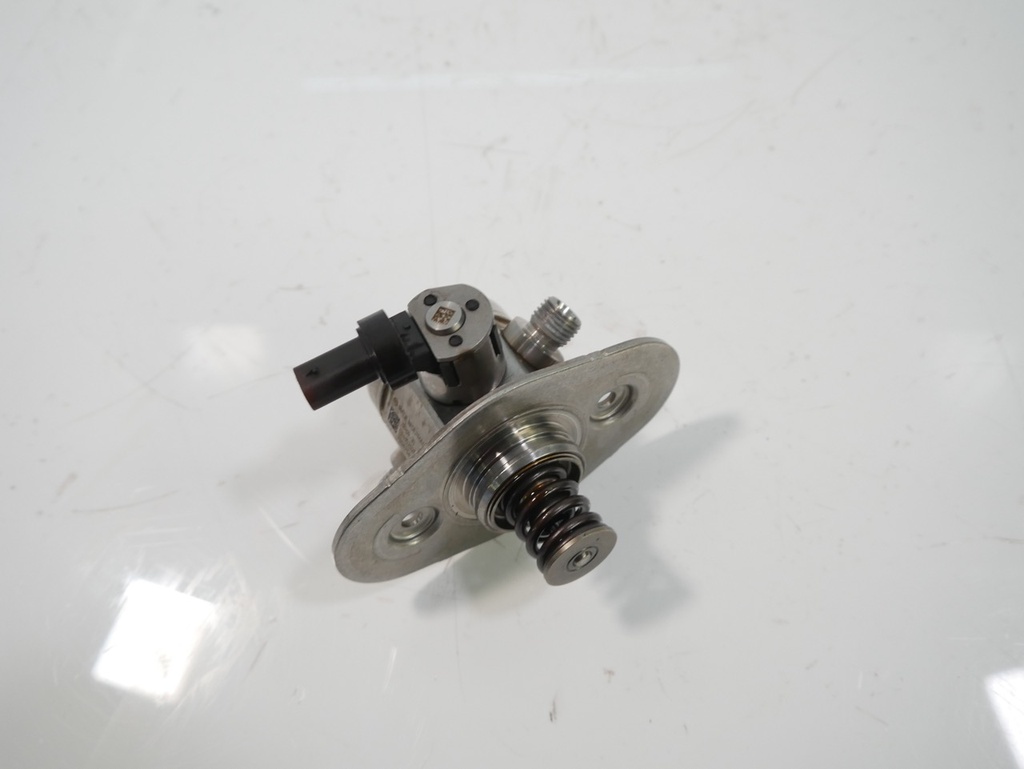 [MTD-474967] Bomba de combustible BMW 440i 3.0 B58B30A 7642466