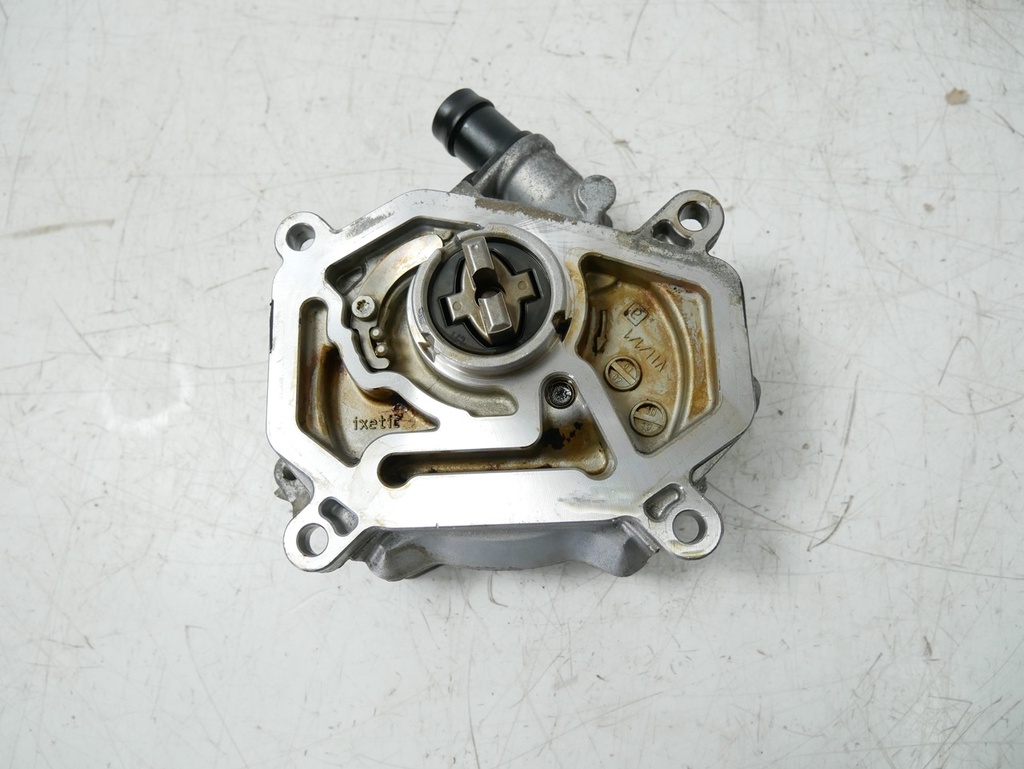 [MTD-476748] Bomba de Vacío Mercedes GLA 180 1.6 M270.910 A2701800901