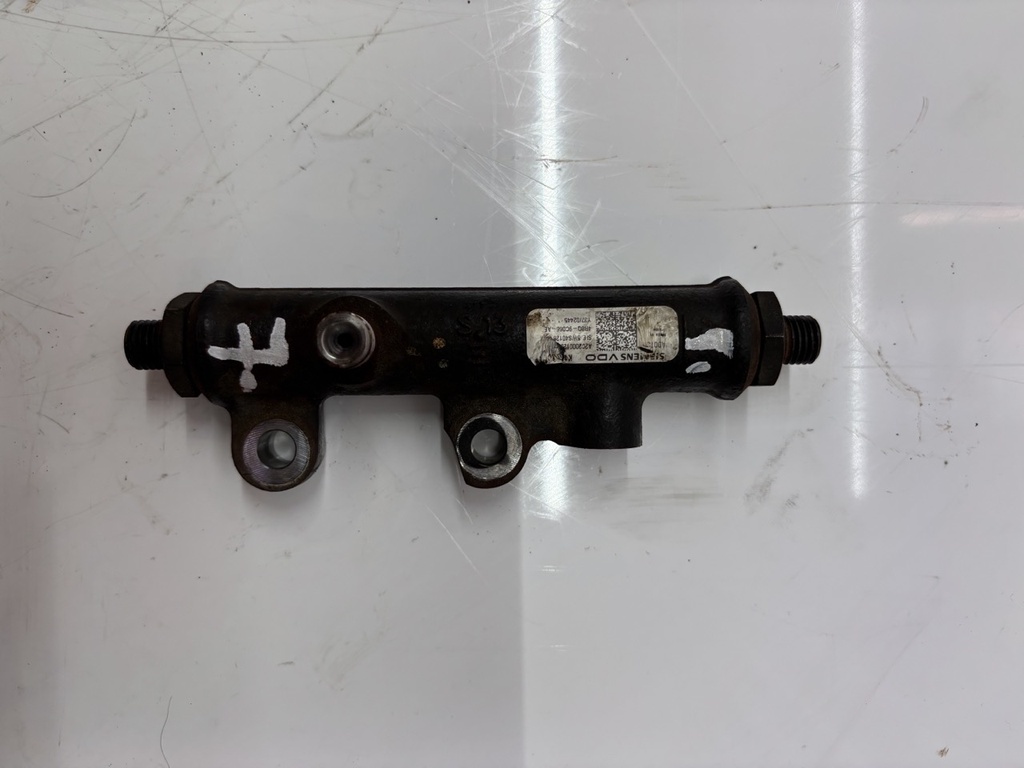 [MTD-477374] Tubo de raíl Land Rover Discovery III 2.7 D 276DT TDV6