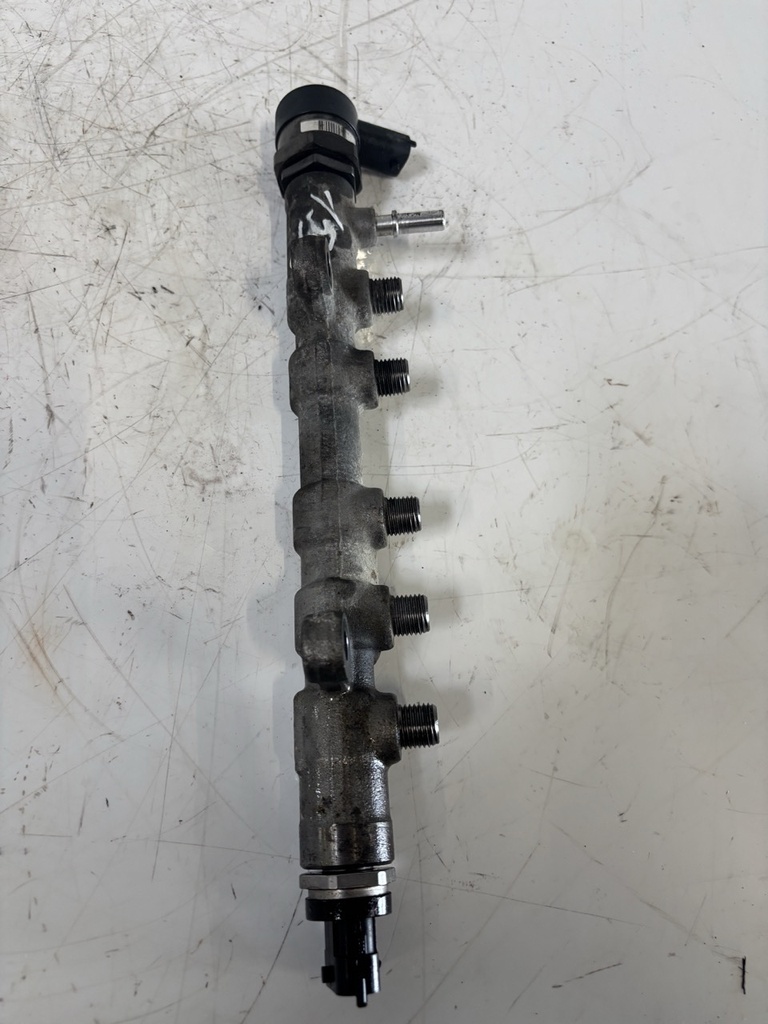 [MTD-477728] Tubo de raíl Land Rover Range Rover Evoque L538 2.0 D 204DTD