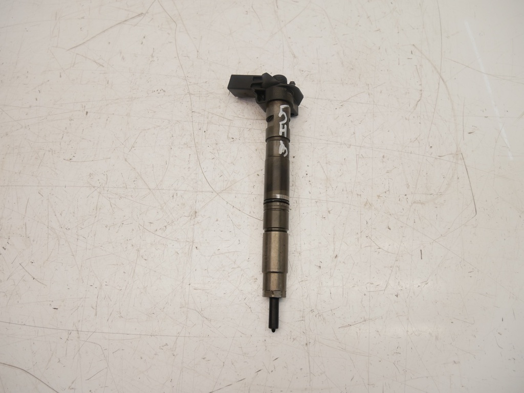 [MTD-478913] Inyector Audi A4 B8 A5 Q5 2.0 TDI CAGA CAG 03L130277