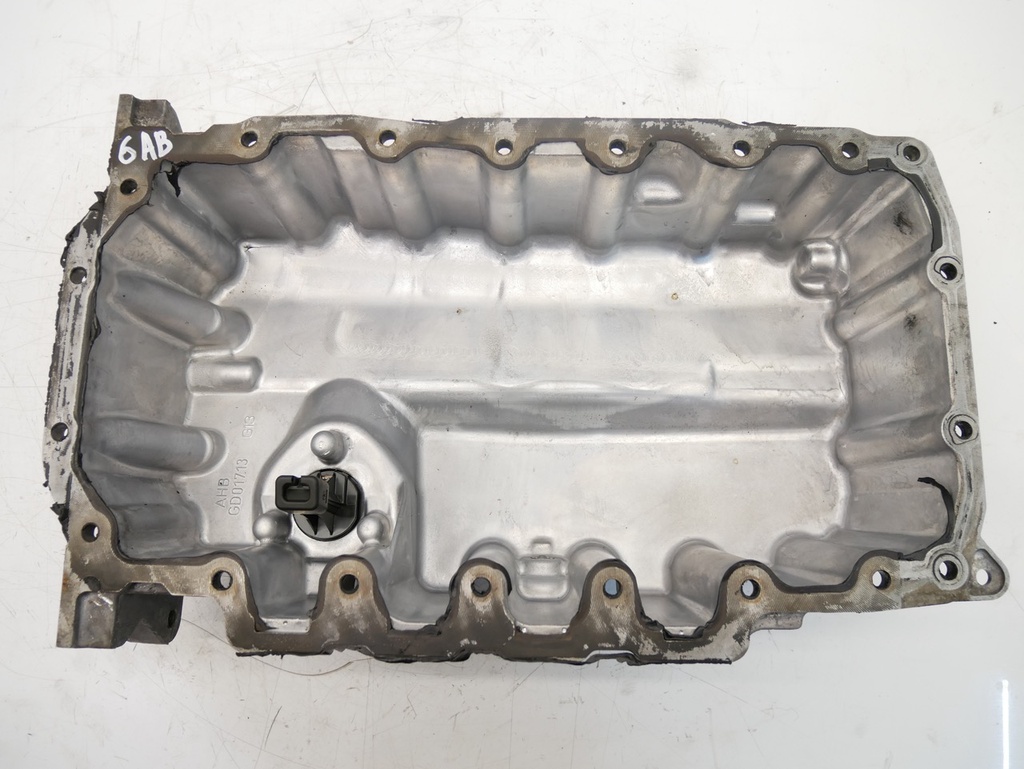 [MTD-479544] Cárter de aceite VW Passat B8 1.6 TDI DCZA DCZ DGT 04L103603