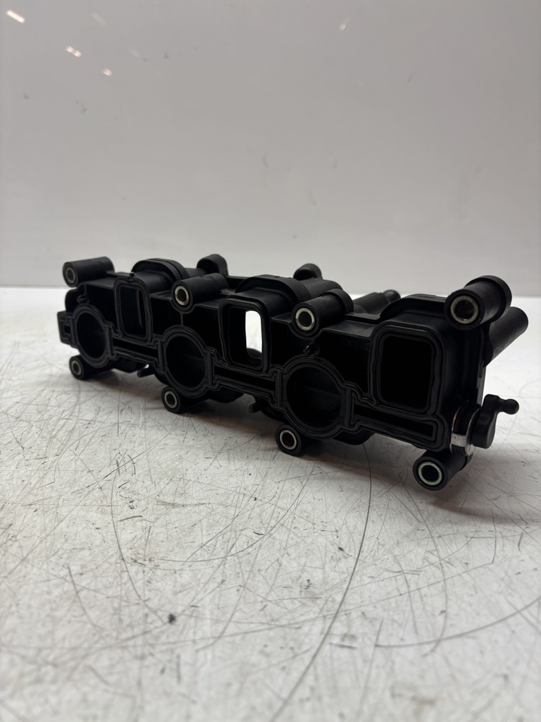 [MTD-482003] Colector de admisión Audi A4 B7 A6 C6 2.7 TDI BPP 059129712T