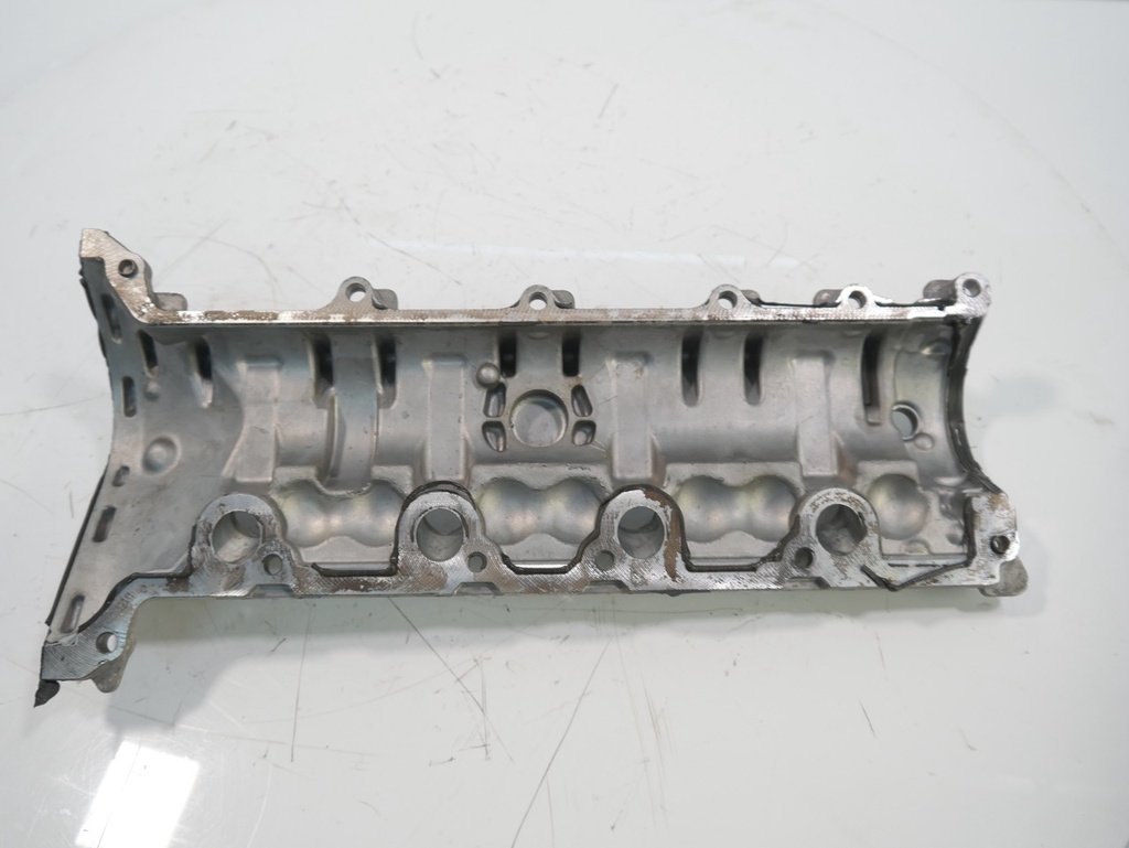[MTD-482819] Tapa de válvulas Nissan Qashqai J11 1.3 DIG-T HR13DDT 132654210R