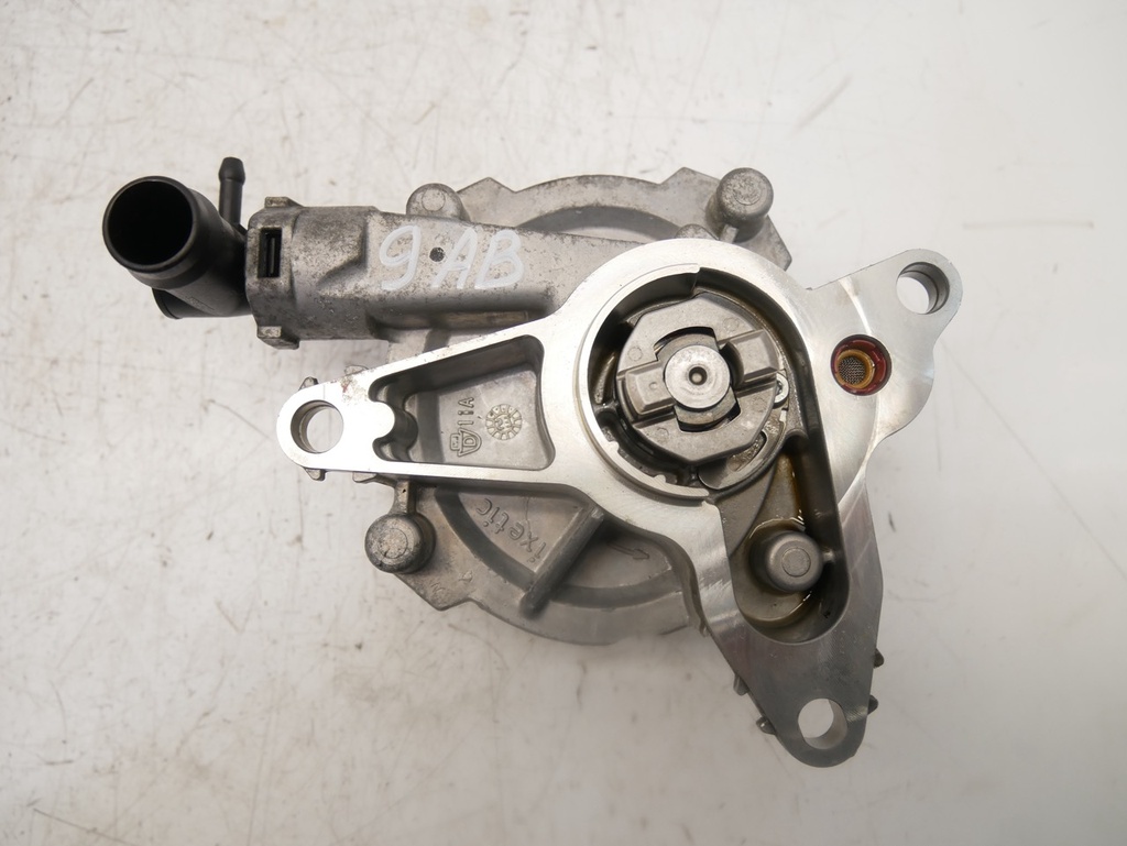 [MTD-485062] Bomba de vacío Nissan Primastar X82 2.0 dCi M9R717 M9R 146503393R